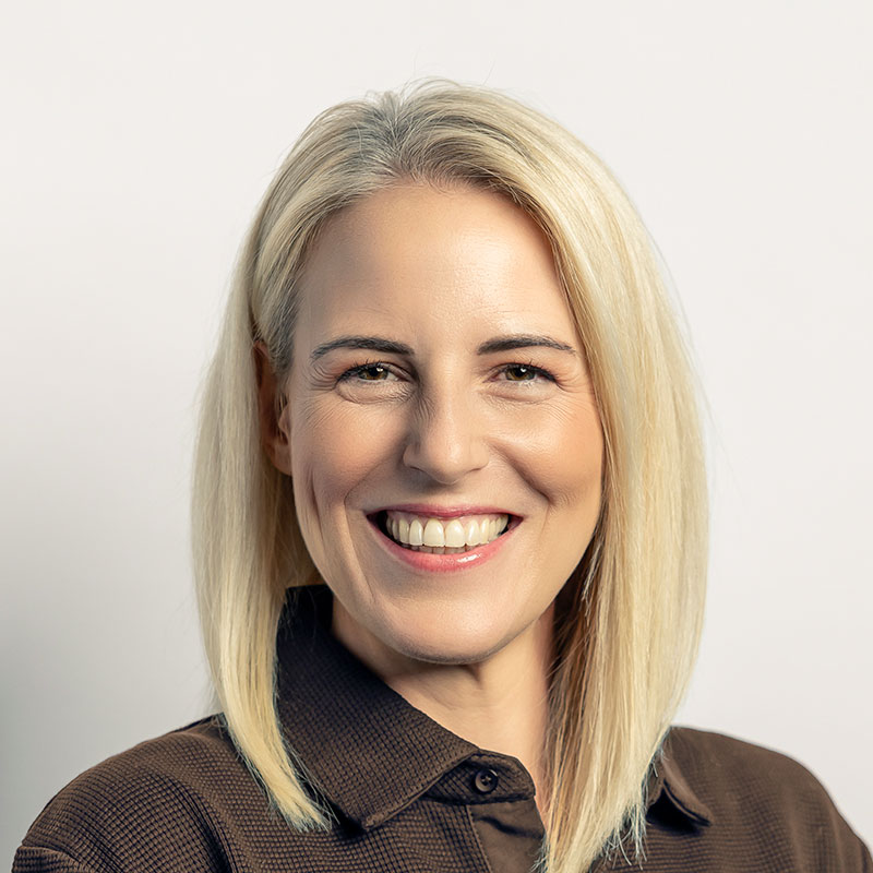 Yvonne Lebert